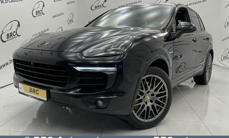 Porsche Cayenne S E-Hybrid 2017 full