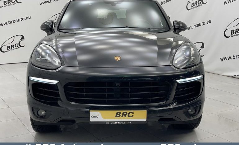 Porsche Cayenne S E-Hybrid 2017 full