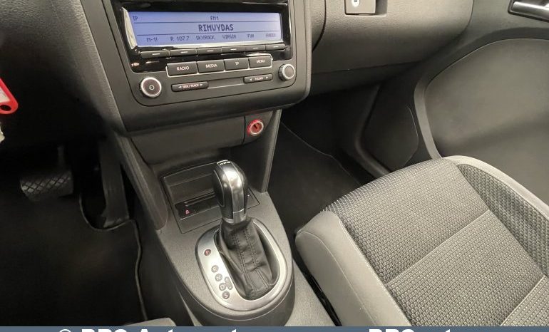 Volkswagen Touran 1.6TDI Comfortline Automatas 2011 full
