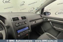 Volkswagen Touran 1.6TDI Comfortline Automatas 2011 full