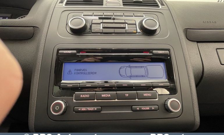Volkswagen Touran 1.6TDI Comfortline Automatas 2011 full