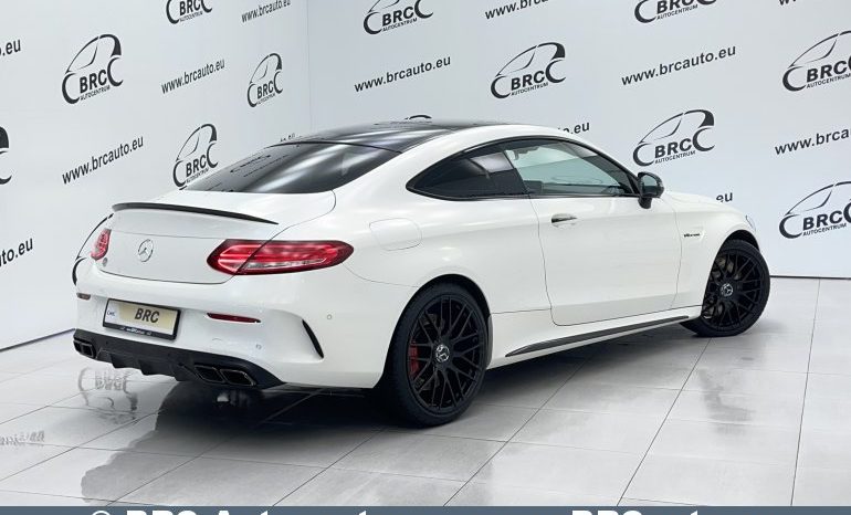 Mercedes-Benz C 63 AMG V8 Kompressor Coupe Automatas 2017 full