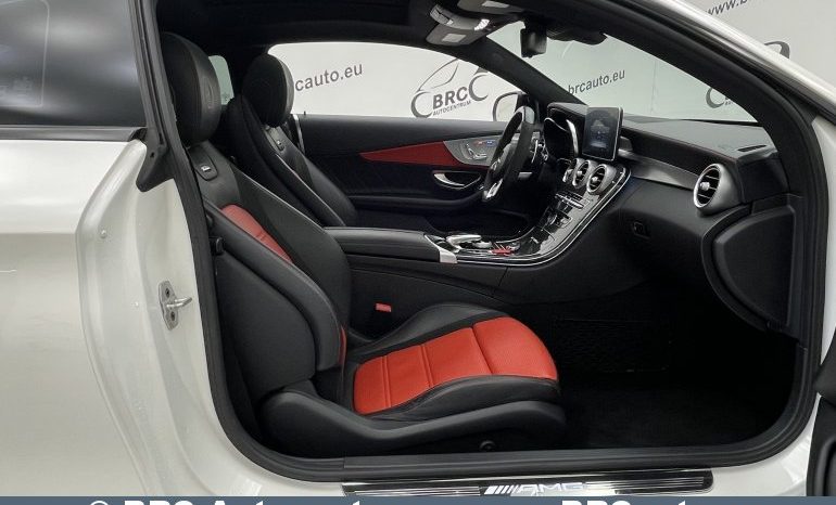 Mercedes-Benz C 63 AMG V8 Kompressor Coupe Automatas 2017 full