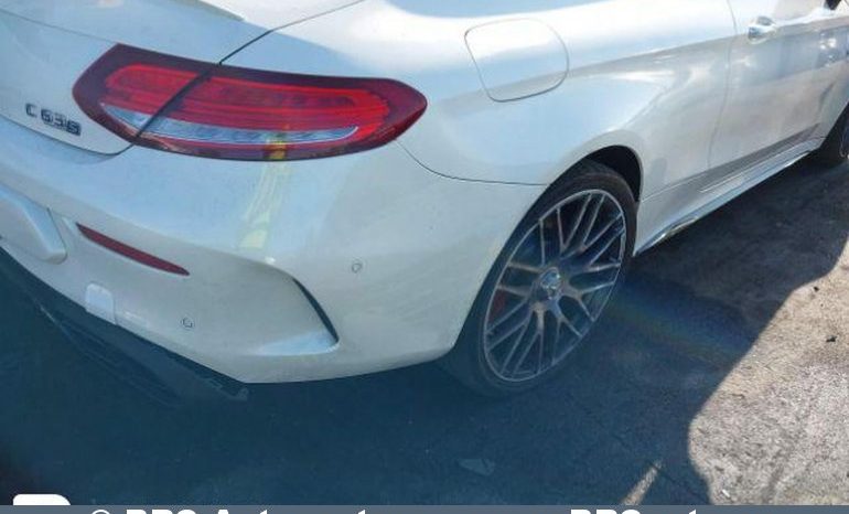 Mercedes-Benz C 63 AMG V8 Kompressor Coupe Automatas 2017 full