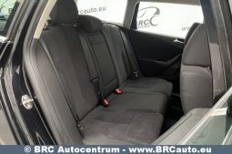 Volkswagen Passat 1.6 TDI Comfortline Bluemotion 2010 full
