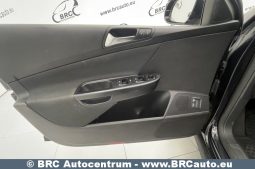 Volkswagen Passat 1.6 TDI Comfortline Bluemotion 2010 full