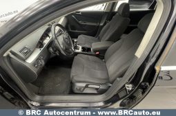 Volkswagen Passat 1.6 TDI Comfortline Bluemotion 2010 full