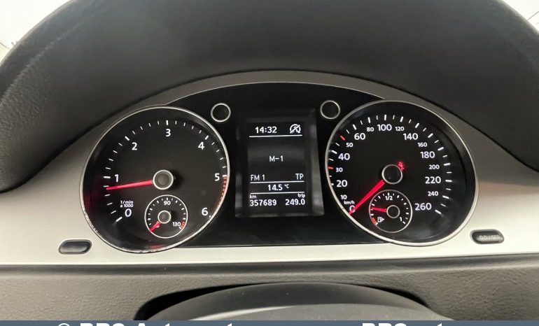 Volkswagen Passat 1.6 TDI Comfortline Bluemotion 2010 full