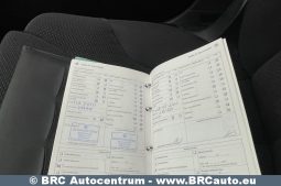 Volkswagen Passat 1.6 TDI Comfortline Bluemotion 2010 full