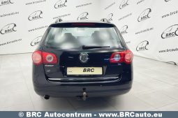Volkswagen Passat 1.6 TDI Comfortline Bluemotion 2010 full