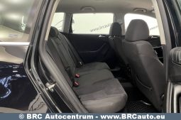 Volkswagen Passat 1.6 TDI Comfortline Bluemotion 2010 full