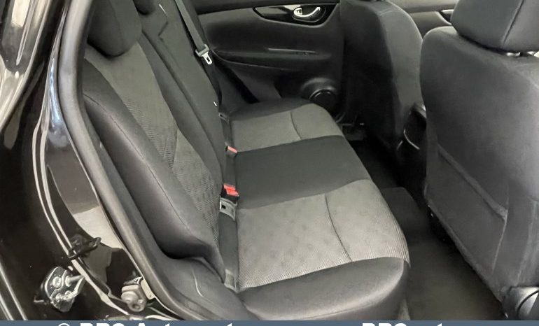 Nissan Qashqai 1.2 DIG-T Automatas 2017 full