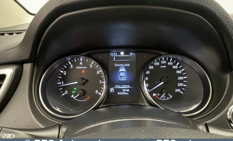Nissan Qashqai 1.2 DIG-T Automatas 2017 full