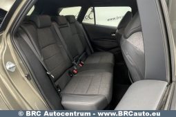 Toyota Corolla Hybrid Touring Sports 1.8 2022 full