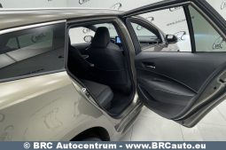 Toyota Corolla Hybrid Touring Sports 1.8 2022 full