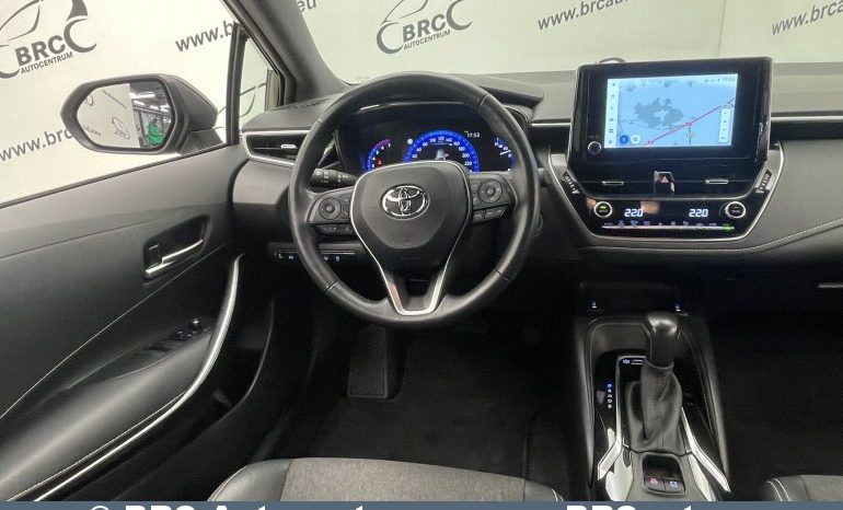 Toyota Corolla Hybrid Touring Sports 1.8 2022 full