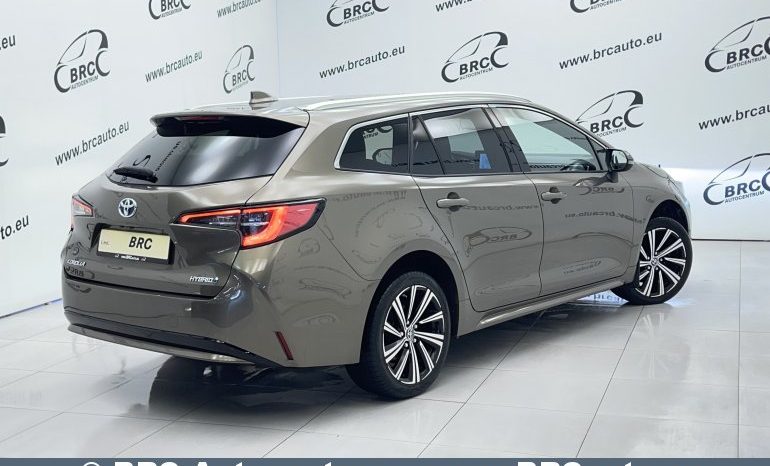 Toyota Corolla Hybrid Touring Sports 1.8 2022 full