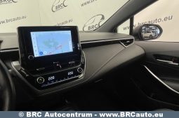 Toyota Corolla Hybrid Touring Sports 1.8 2022 full