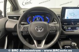 Toyota Corolla Hybrid Touring Sports 1.8 2022 full