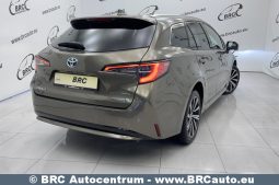 Toyota Corolla Hybrid Touring Sports 1.8 2022 full
