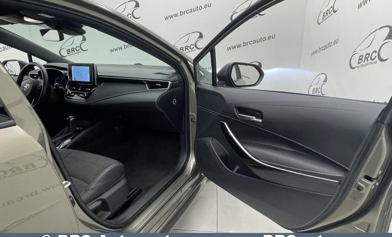 Toyota Corolla Hybrid Touring Sports 1.8 2022 full