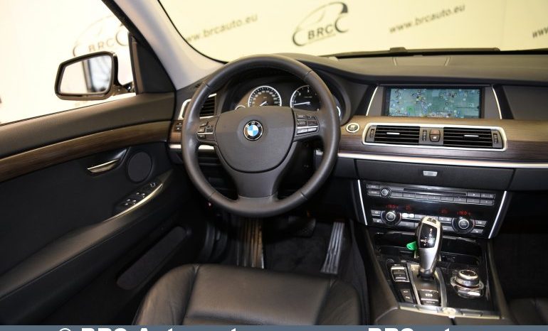BMW 530 Gran Turismo Automatas 2012 full