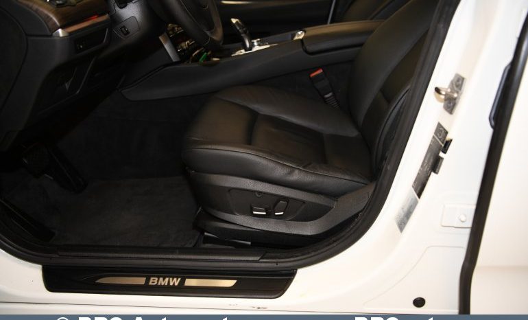 BMW 530 Gran Turismo Automatas 2012 full