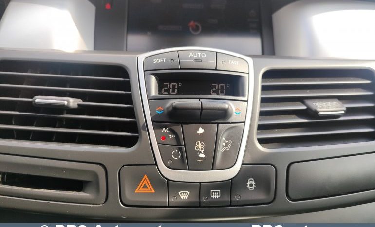 Renault Laguna 2.0 dCi 2008 full