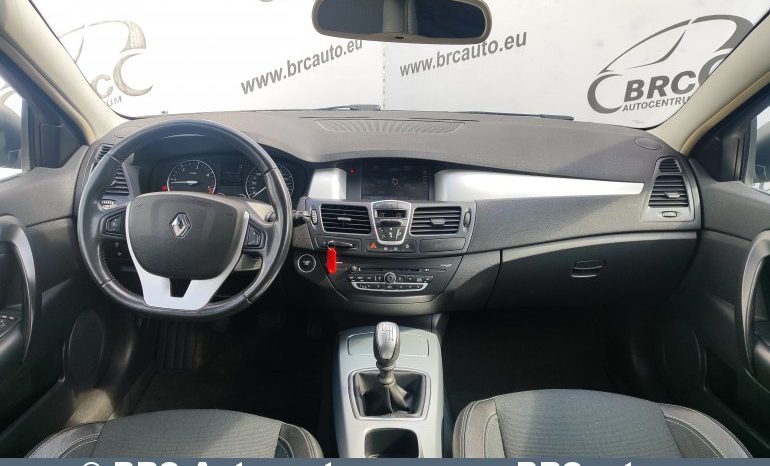 Renault Laguna 2.0 dCi 2008 full