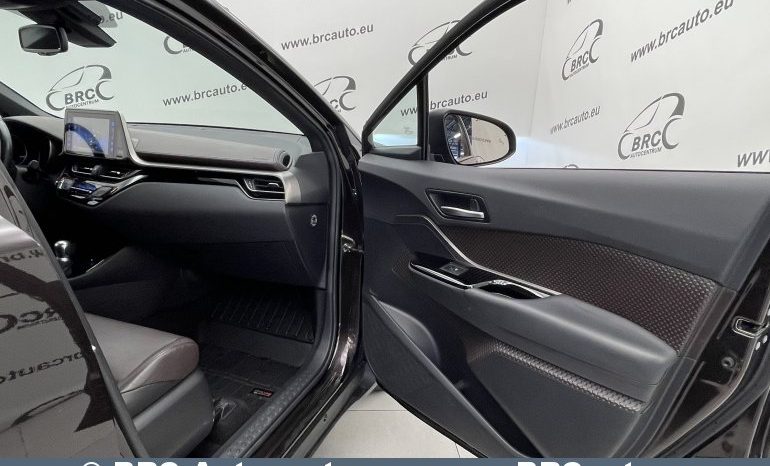 Toyota C-HR Hybrid Automatas 2019 full