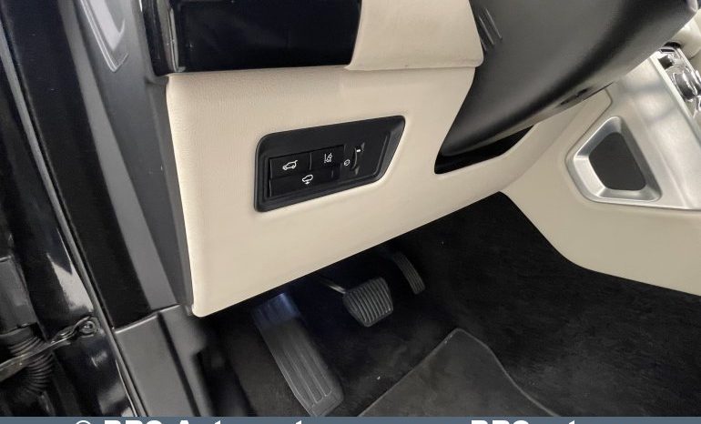 Land Rover Range Rover 4.4 SDV8 Vogue 2015 full