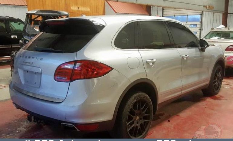 Porsche Cayenne S 4.8 Automatas 2011 full
