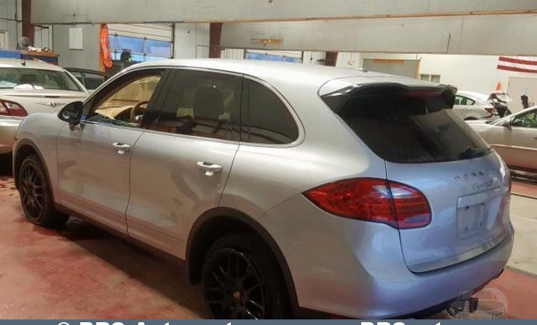 Porsche Cayenne S 4.8 Automatas 2011 full