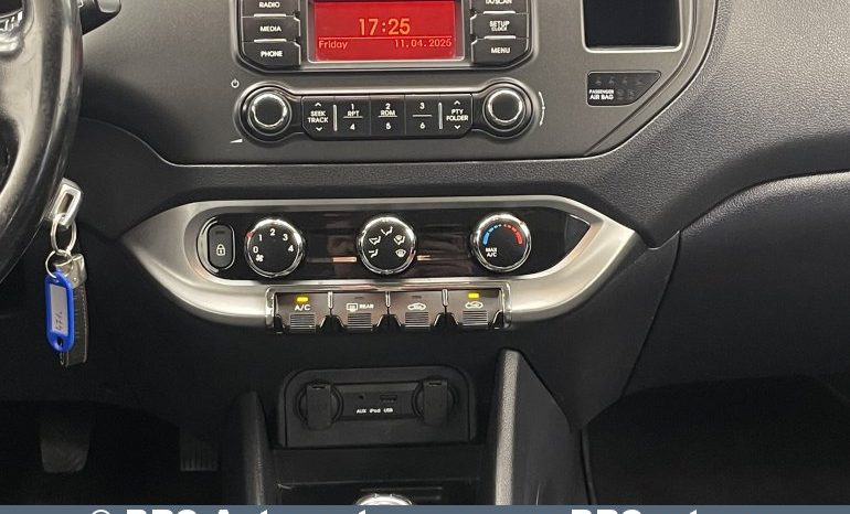 Kia Rio 1.1 CRDi 2013 full