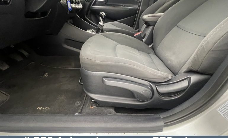 Kia Rio 1.1 CRDi 2013 full