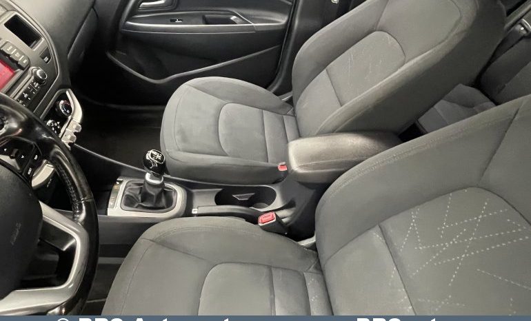 Kia Rio 1.1 CRDi 2013 full
