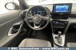 Toyota Yaris Cross SUV 1.5 Hybrid Dynamic Force 2022 full