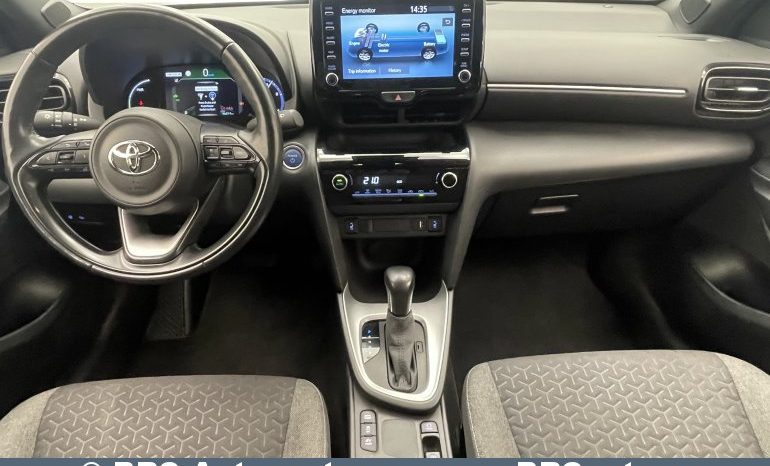 Toyota Yaris Cross SUV 1.5 Hybrid Dynamic Force 2022 full
