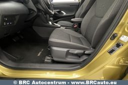 Toyota Yaris Cross SUV 1.5 Hybrid Dynamic Force 2022 full