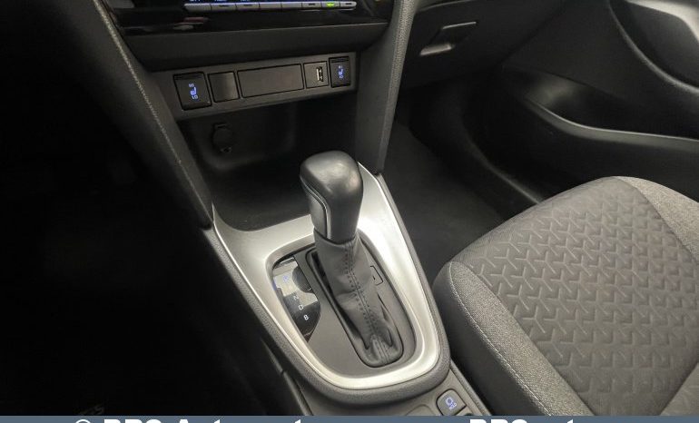 Toyota Yaris Cross SUV 1.5 Hybrid Dynamic Force 2022 full