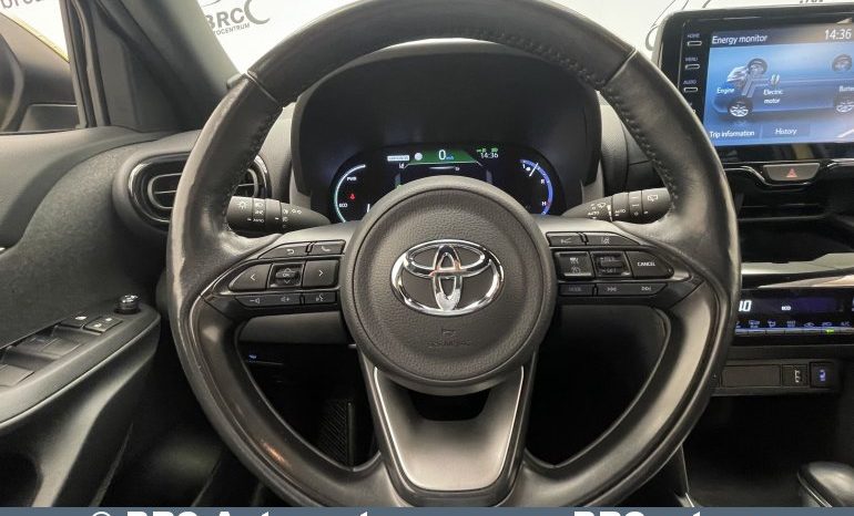 Toyota Yaris Cross SUV 1.5 Hybrid Dynamic Force 2022 full