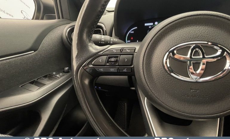 Toyota Yaris Cross SUV 1.5 Hybrid Dynamic Force 2022 full