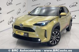 Toyota Yaris Cross SUV 1.5 Hybrid Dynamic Force 2022 full