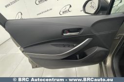 Toyota Corolla 1.8 Hybrid Automatas 2019 full