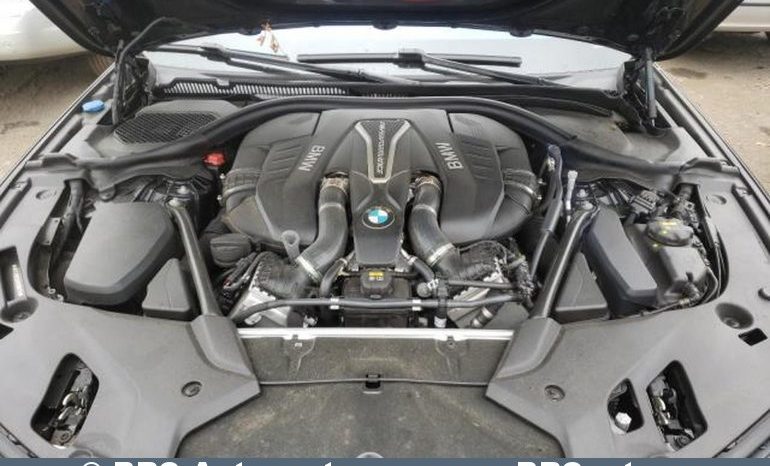 BMW M550 i xDrive Automatas 2018 full