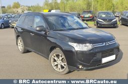Mitsubishi Outlander 2.0 4WD Automatas 2014 full