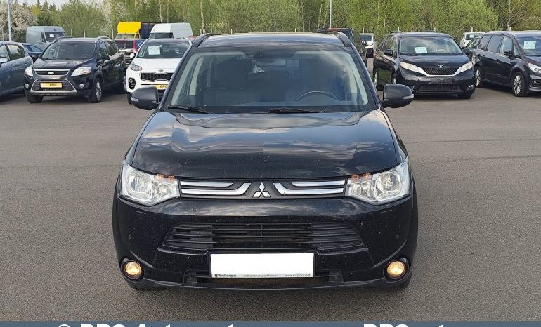 Mitsubishi Outlander 2.0 4WD Automatas 2014 full