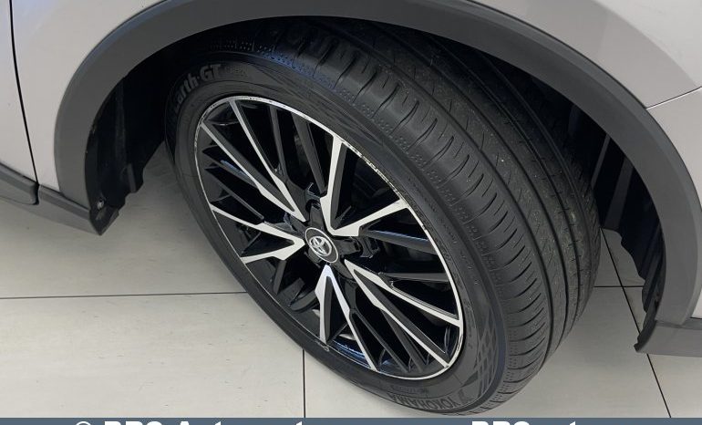 Toyota C-HR Hybrid Automatas 2018 full