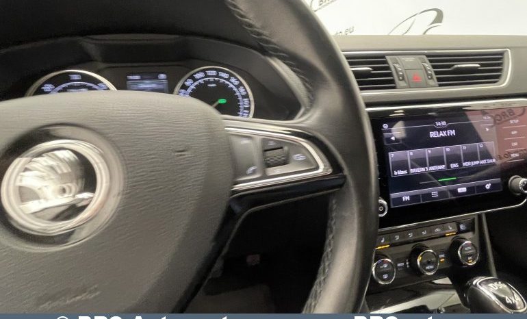 Skoda Superb 2.0 TDI 4×4 DSG Automatas 2016 full