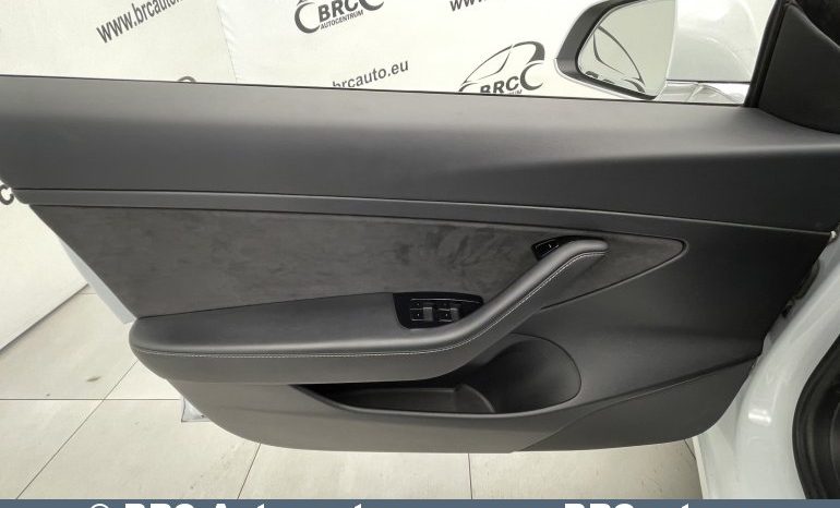 Tesla Model 3 Standart Range 2020 full